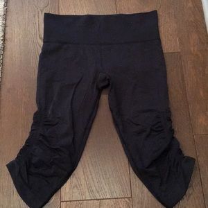 Lululemon crop pants